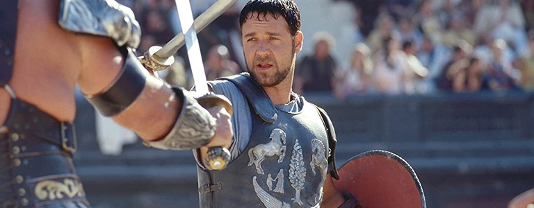 The Commanding Rusell Crowe image